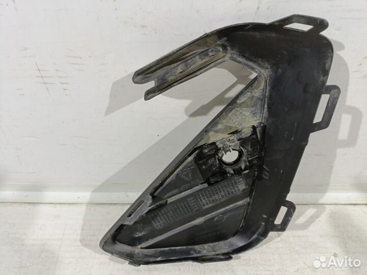 Окантовка птф передняя левая Volkswagen Polo 6