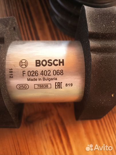 Фильтр топливный bosch F026402068
