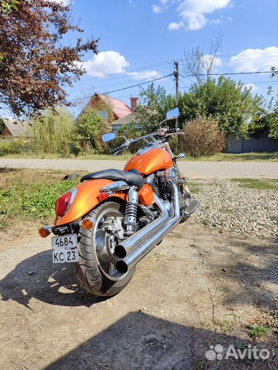 Kawasaki vulcan 1500 mean streak