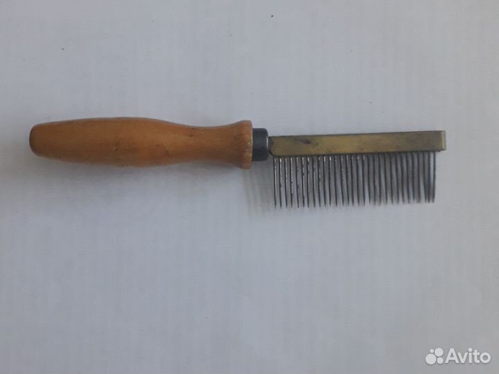 Расческа для меховых изделий