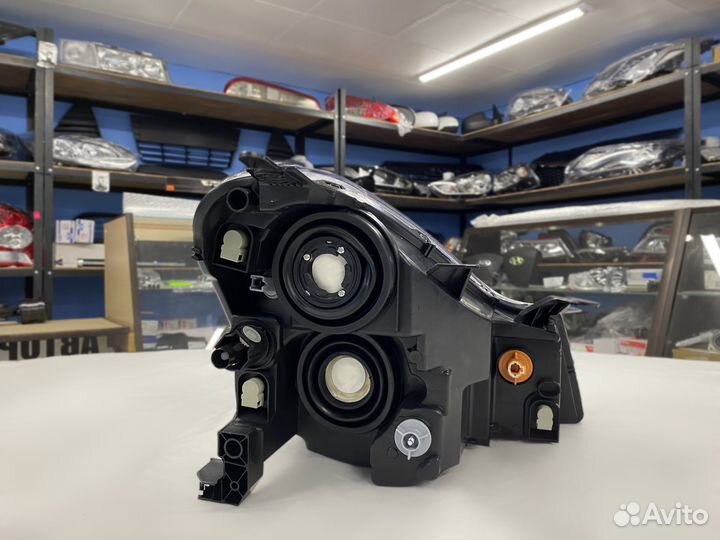 Фары Nissan Almera G15 новые