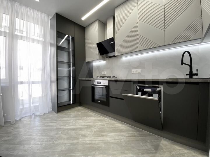 2-к. квартира, 60 м², 11/18 эт.