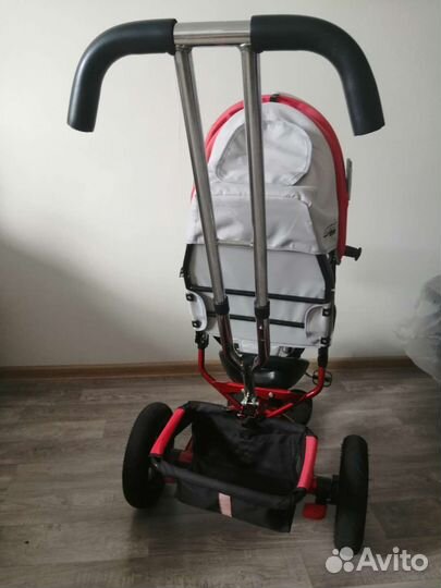 Трехколесный велосипед