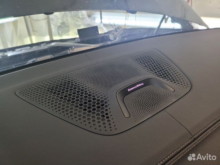 Сетки с подсветкой Bowers&Wilkins на BMW Х5 Х7