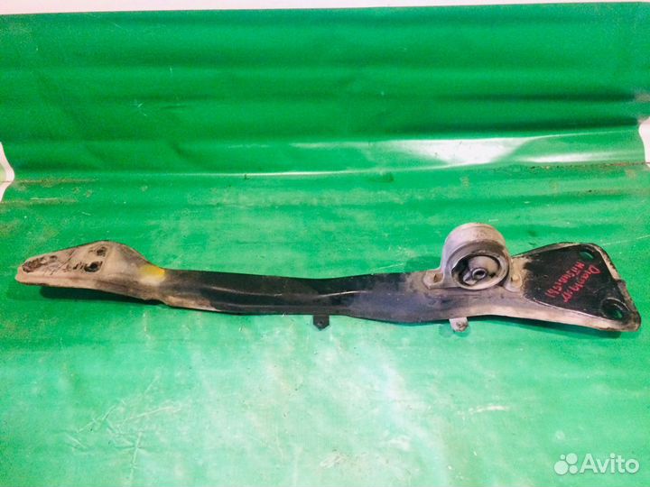 Траверса Mitsubishi Diamante