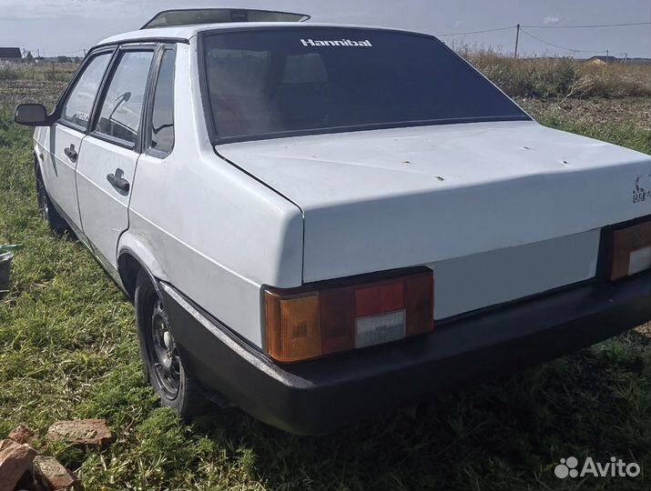 ВАЗ 21099 1.5 МТ, 1997, 200 000 км