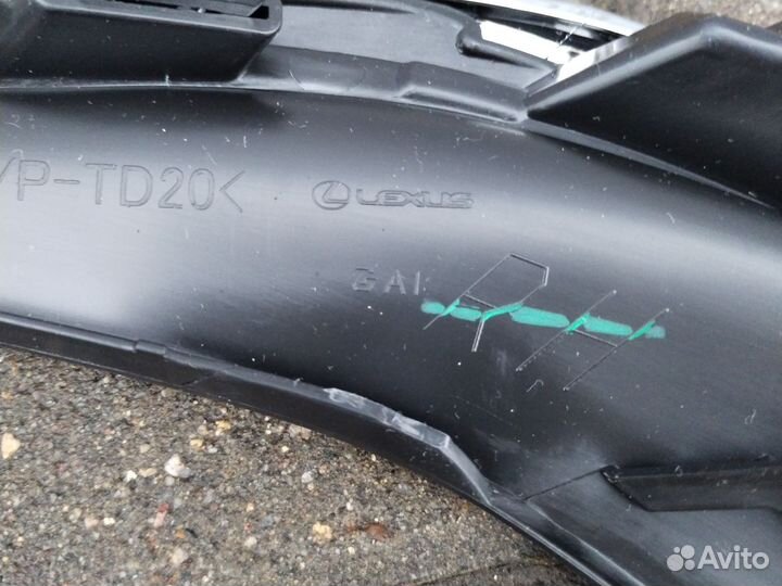 Накладка переднего бампера Lexus Es 7 18-21 правая