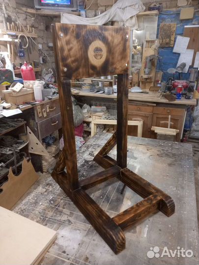 Стойка, подставка для лодочного мотора