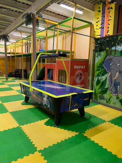 Свободного назначения, 320 м²