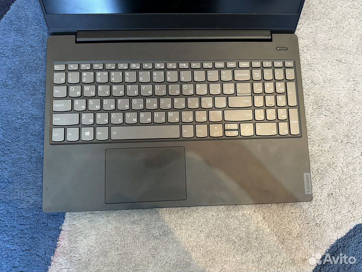 Ноутбук lenovo