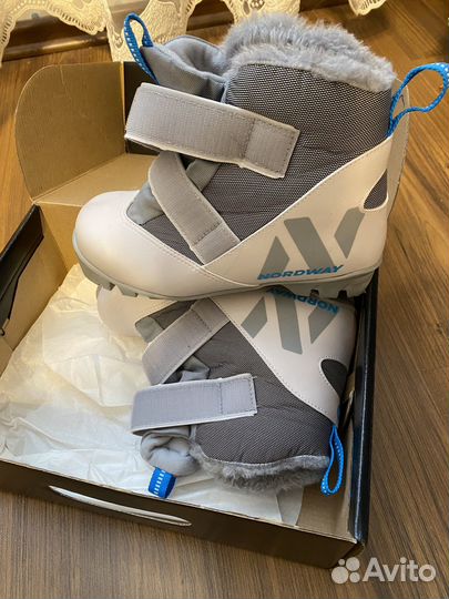 Лыжные ботинки nordway 33