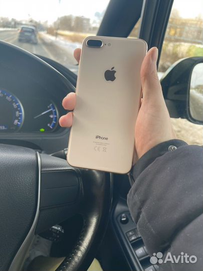 iPhone 8 Plus, 64 ГБ