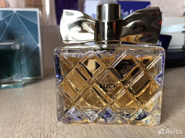 Туалетная вода женская Rasasi oriflame avon