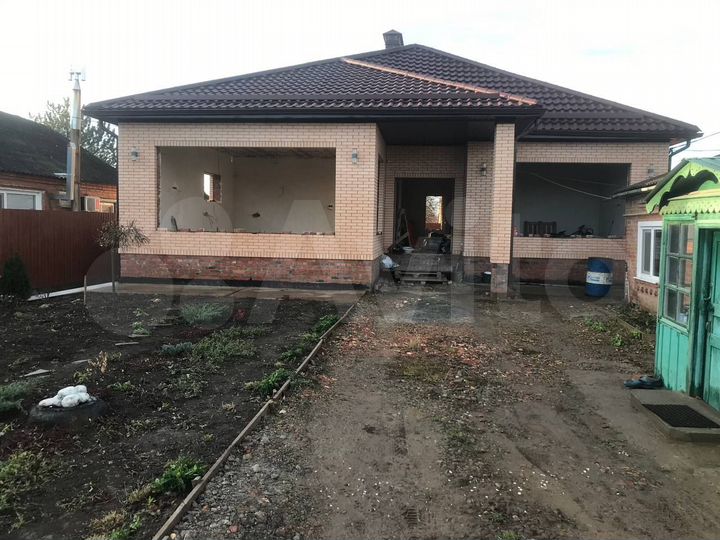 Дом 170 м² на участке 8,4 сот.