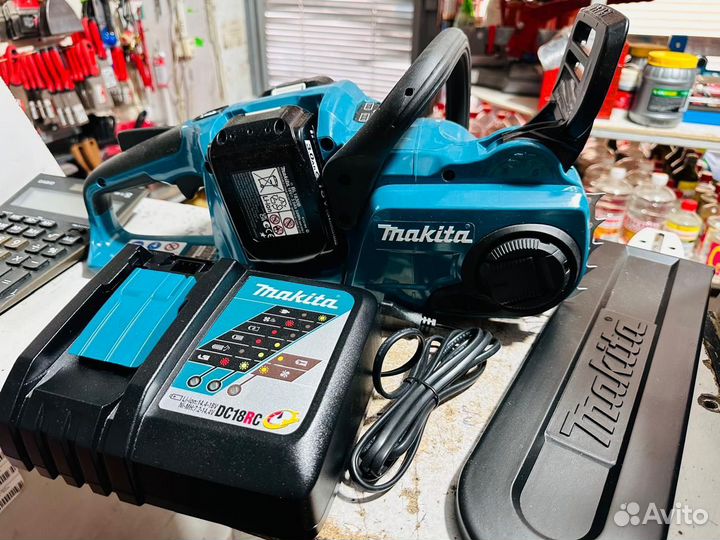 Пила цепная Makita DUC 353RF2