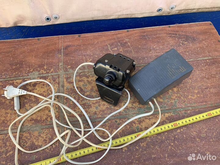 Педаль для швейной машинки с двигателем 1957 год