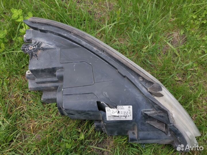 Фара VW tiguan 1поколение левая-водительская