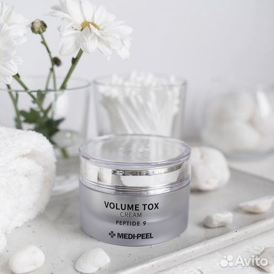 Омолаживающий крем с пептидами medi-peel