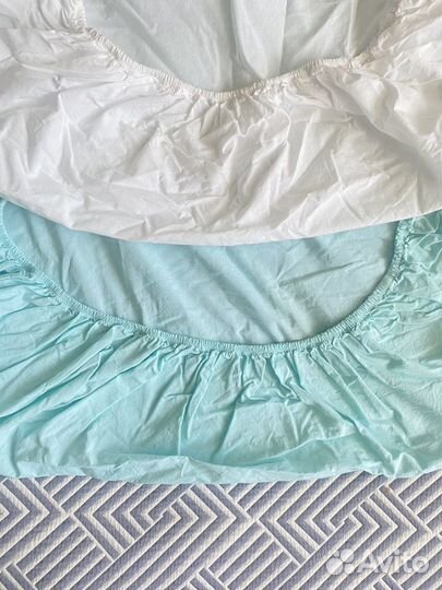 Простынь на резинке 100*70см