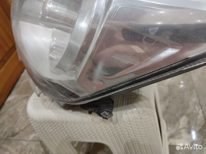 Фара передняя левая Chevrolet Cobalt