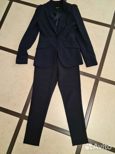 Костюм пиджак и брюки женские 42