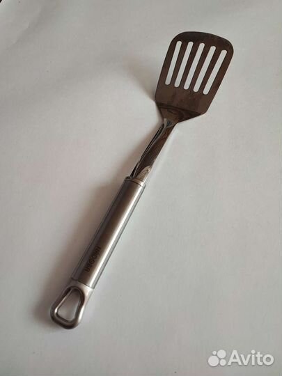 Лопатка кухонная металлическая перфорированная