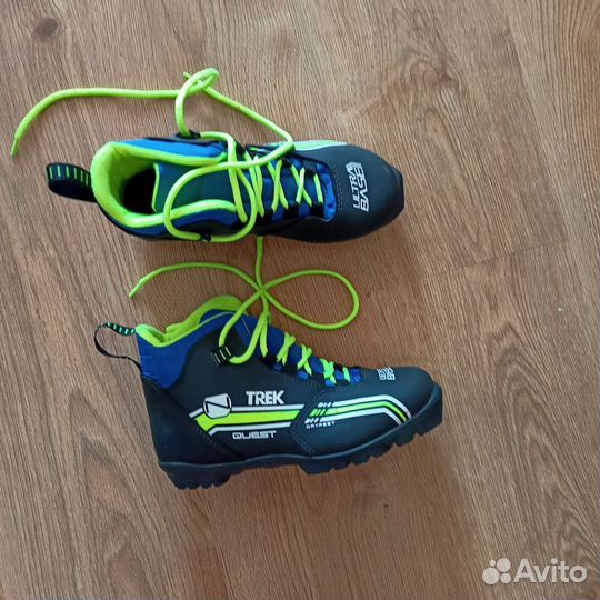 Ботинки лыжные