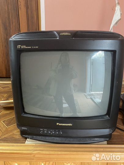 Телевизор бу Панасоник 17