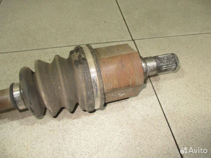 Полуось передняя левая Hyundai Getz