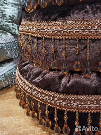 Подушки декоративные,дизайнерские.бархат,стеклярус