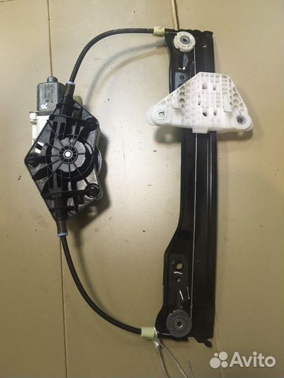 Стеклоподьмник задний правый крайслер 200