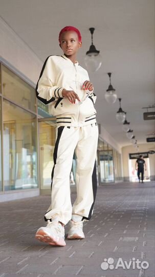 Спортивный костюм