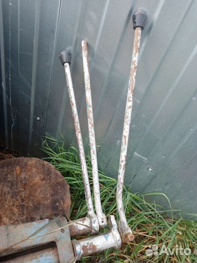 Кронштейн управления распределителем мтз-80