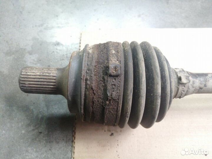 Полуось передний левый Mercedes Glk