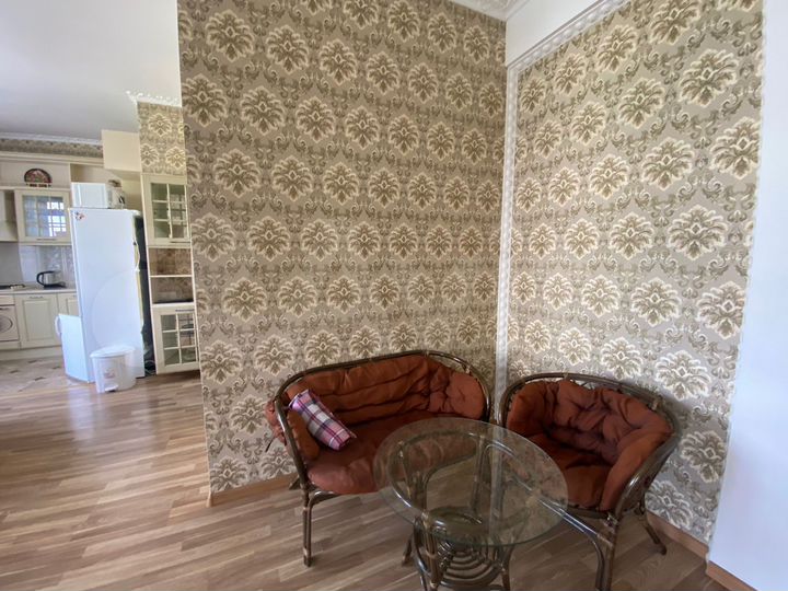 1-к. квартира, 70 м², 10/11 эт.