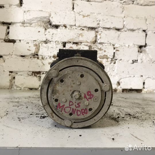 Компрессор кондиционера Ford Mondeo 2 1993-2000