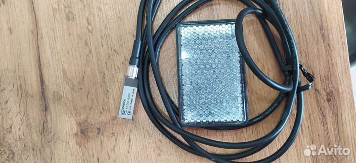 Датчик оптический Omron e3zm-b86t