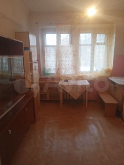 Комната 13 м² в 4-к., 2/2 эт.