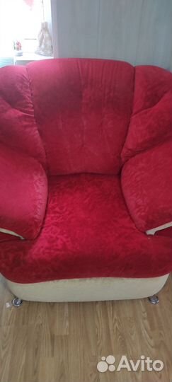 Угловой диван бу +кресло