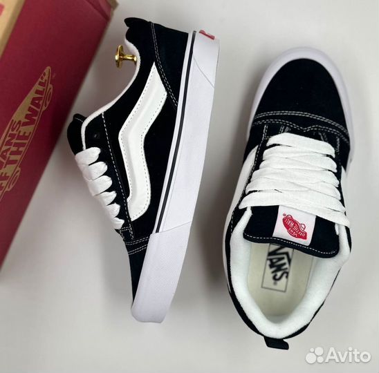 Vans Knu Skool