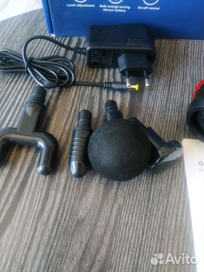 Новый перкуссионный тренажёр массажер пистолет pro