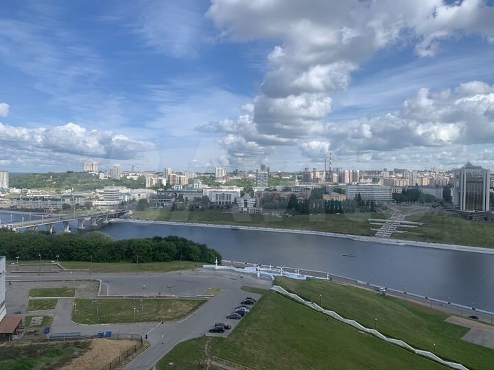 2-к. квартира, 80 м², 12/17 эт.