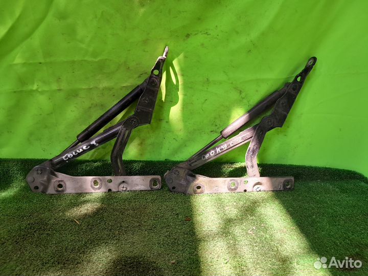 Петли крышки багажника Ford Focus 1