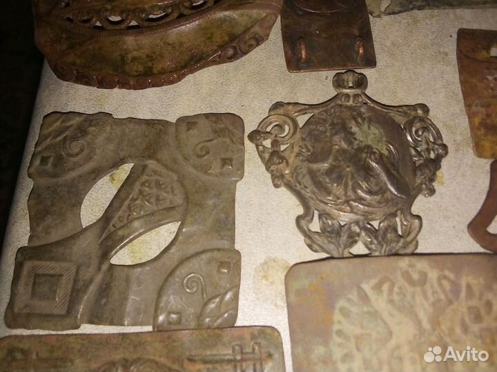 Старинные пряжки 18-19 век. Одним лотом