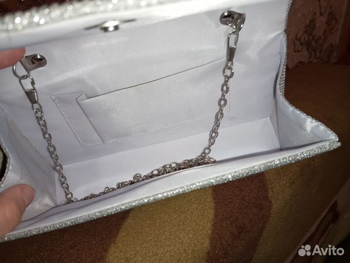 Клатч женский вечерний серебристый