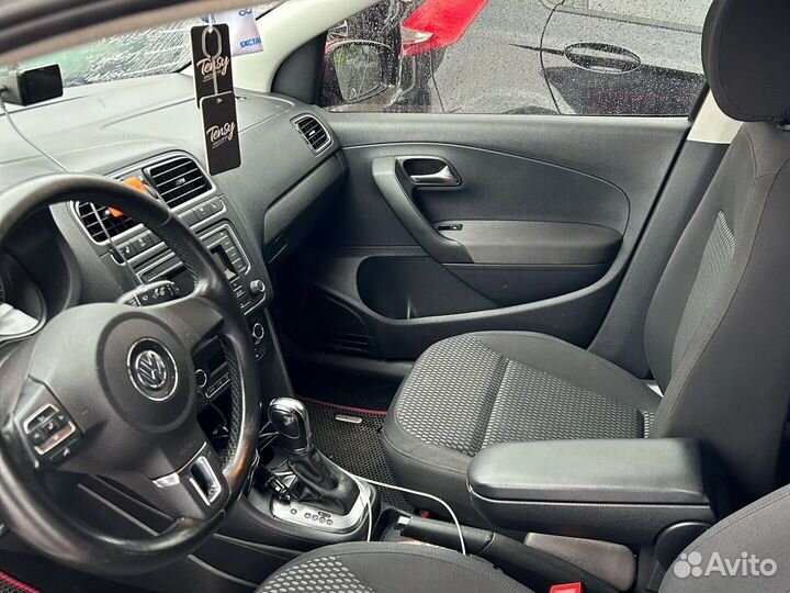 Volkswagen Polo 1.6 AT, 2012, 157 543 км