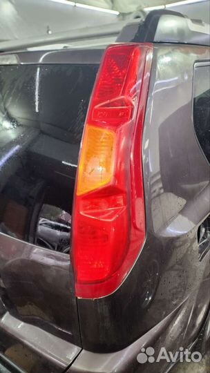 Задние стопы на Nissan x-trail 31