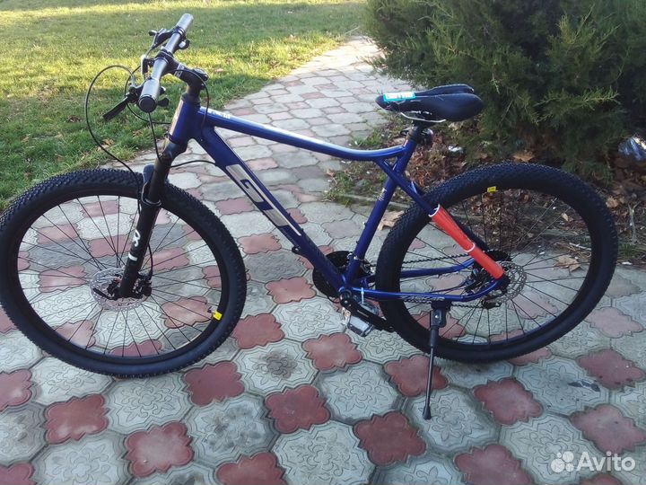 Велосипед GT