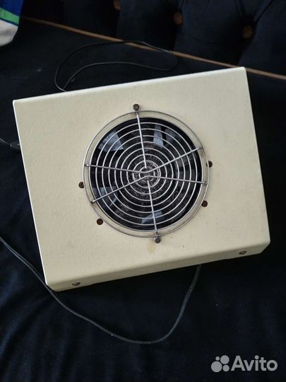 Вытяжка для маникюра