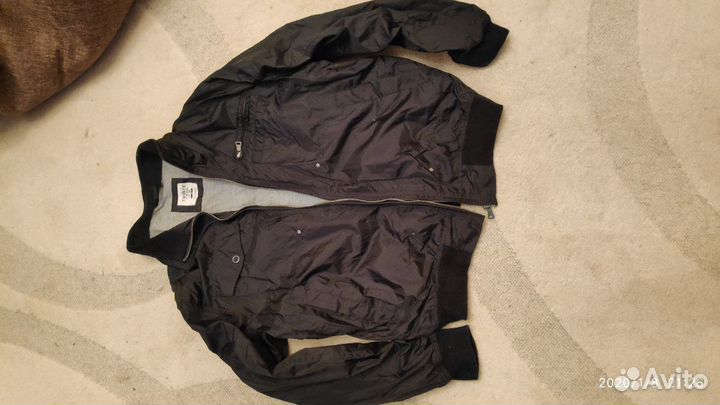 Продам куртку sevenhill